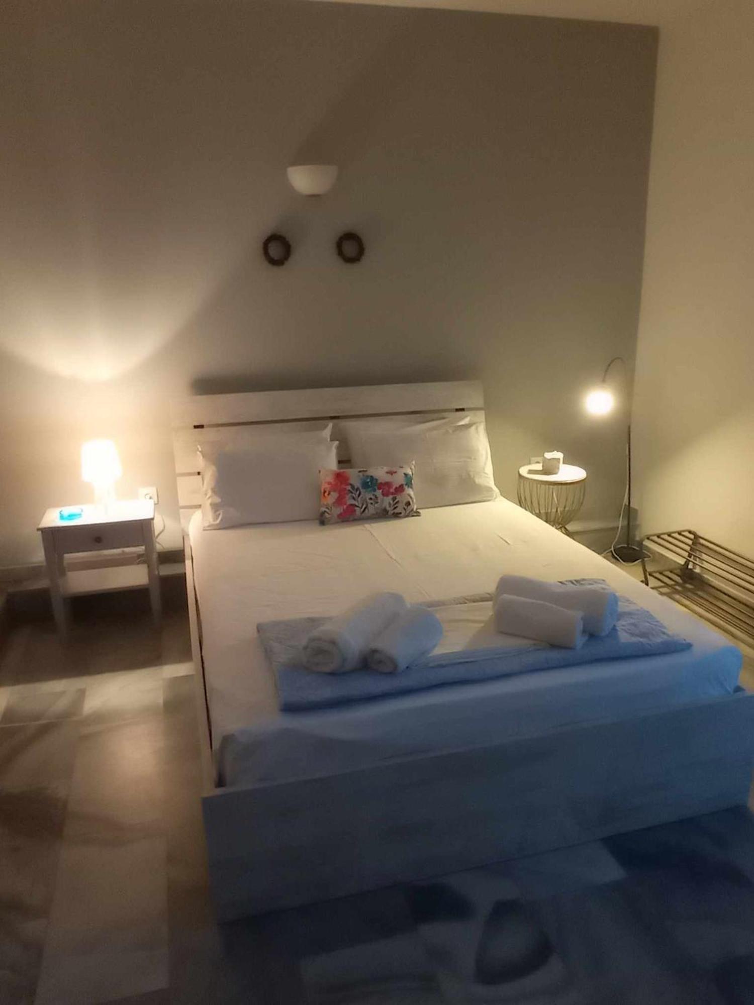 Kantouni Guest House By The Sea Batsíon Quarto foto